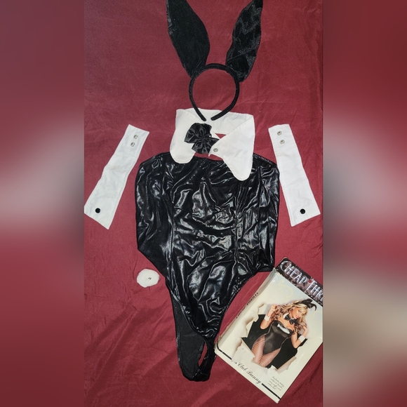 🐰Club Bunny 🐇 costume - Picture 8 of 11